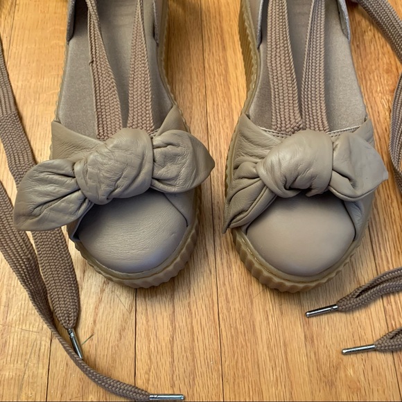 Puma x Fenty By Rihanna Tan Leather Bow Creeper Platform Shoes Women’s Size 9.5 - Picture 3 of 6